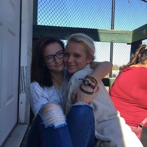 Meet your Posher, Isabelle